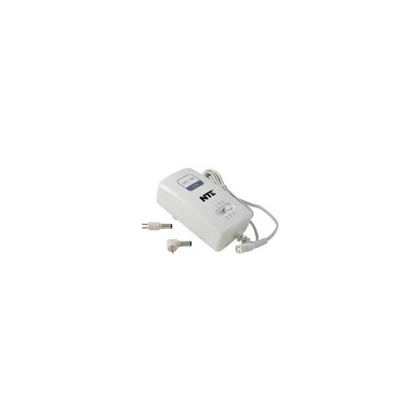 AC/DC UNIVERSAL ADAPTER
