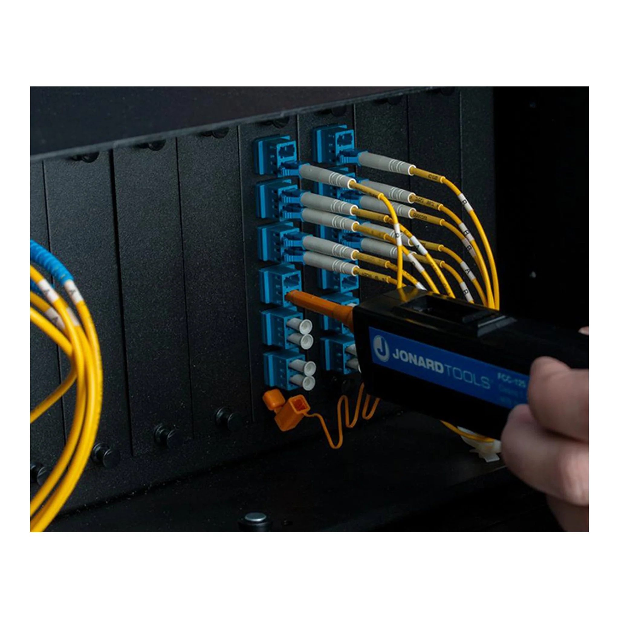 Jonard Tools FCC-125 1.25mm Fiber Optic Connector Cleaner - Image 4