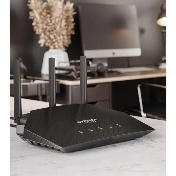 NETGEAR WAX204-100NAS 5-Port WiFi 6 AX1800 Dual Band Access Point / Router - Image 3